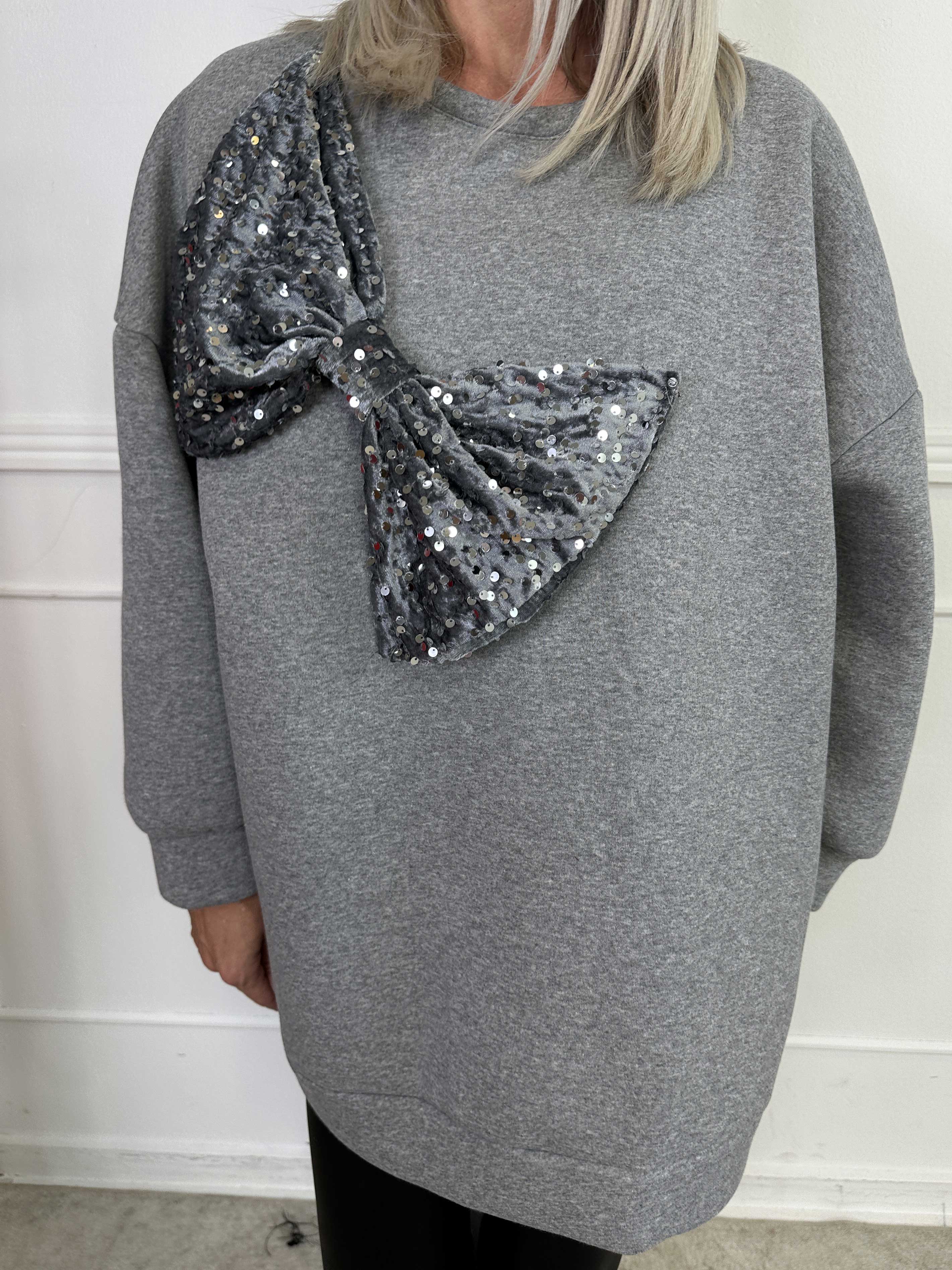 Thalassa - Oversized sweatshirt i bomuld med stor velour sløjfe